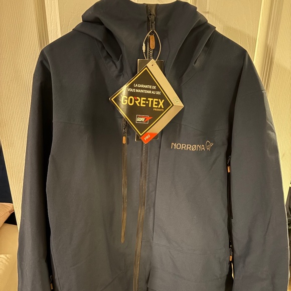 Norrona Men's Tamok Gore-Tex Performance Shell Jacket Size M - Picture 1 of 5